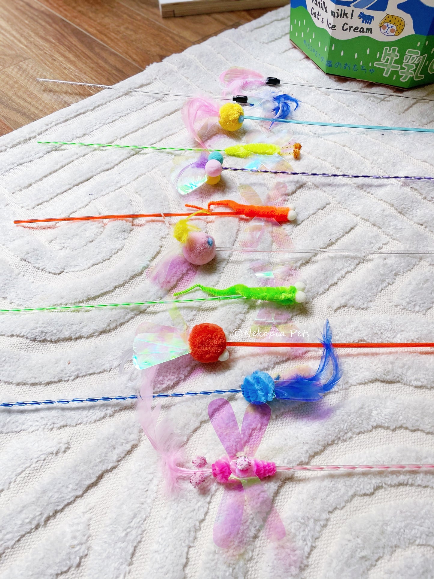 Daisy Garden Colorful Cat Teaser