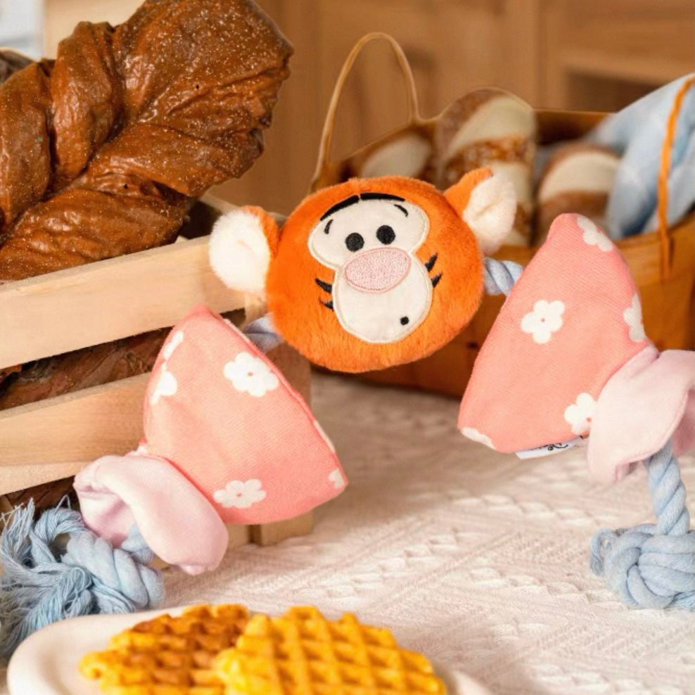 Petsville X Winnie the Pooh Candy Rope Toy