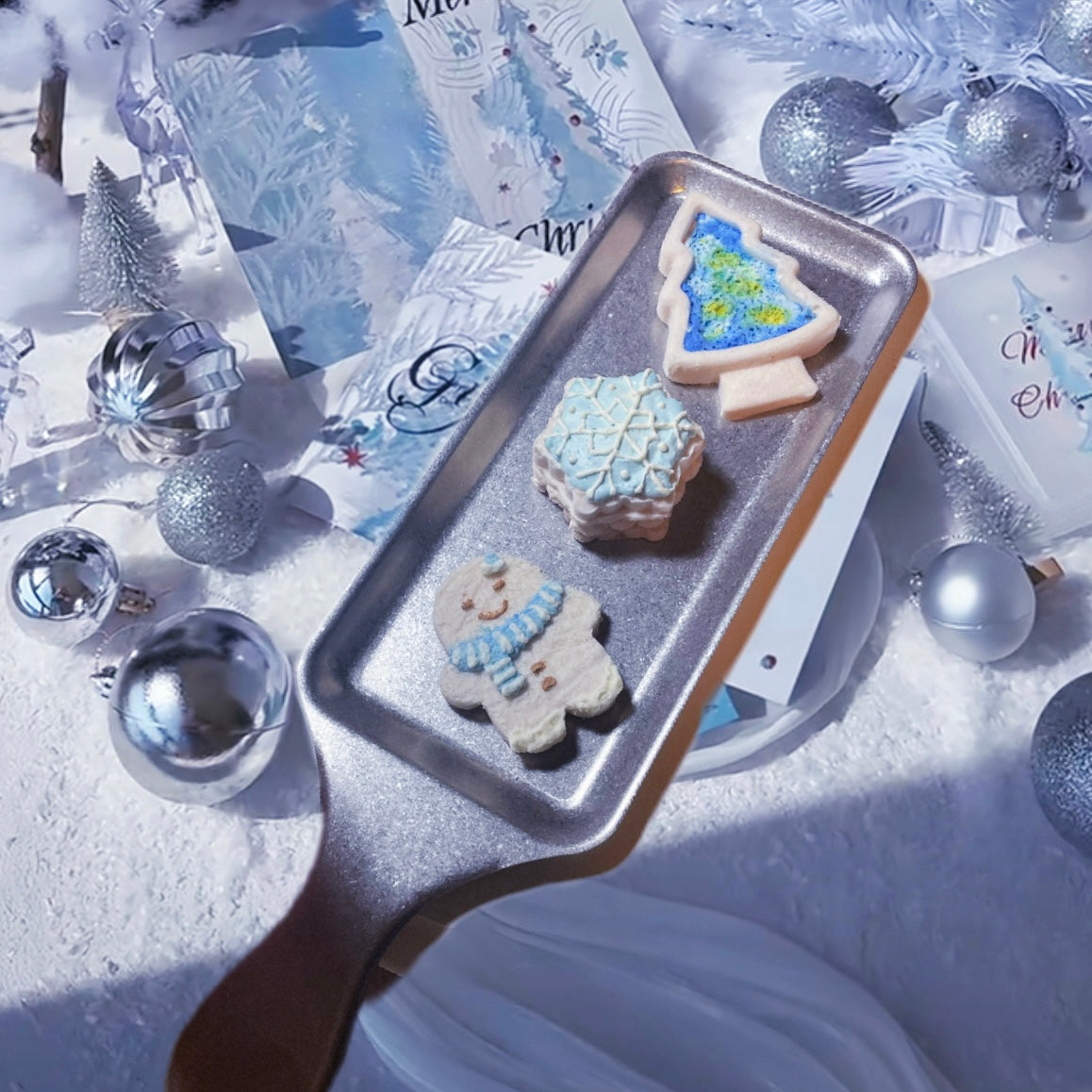 The Grand Paw Paw Freeze-Dried Desert Snowy Christmas Night