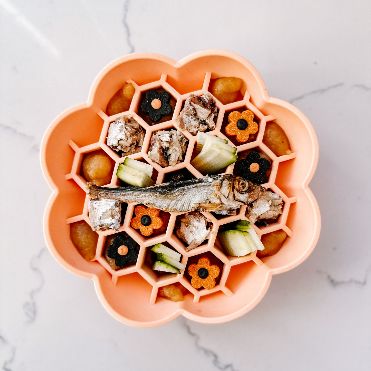 Honey Slow Feeder Peach