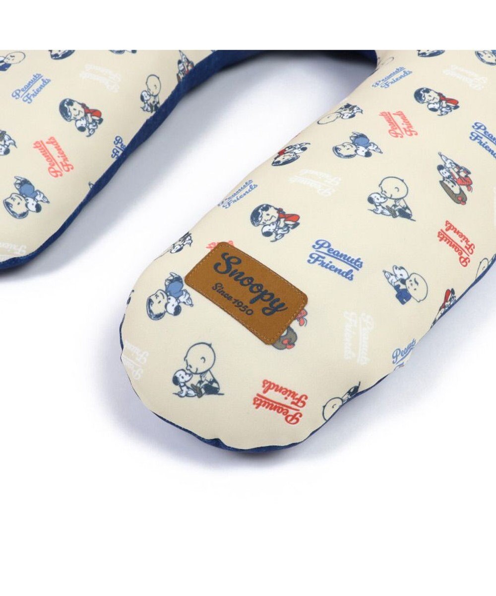 Snoopy Makokoro Cuddle Cushion