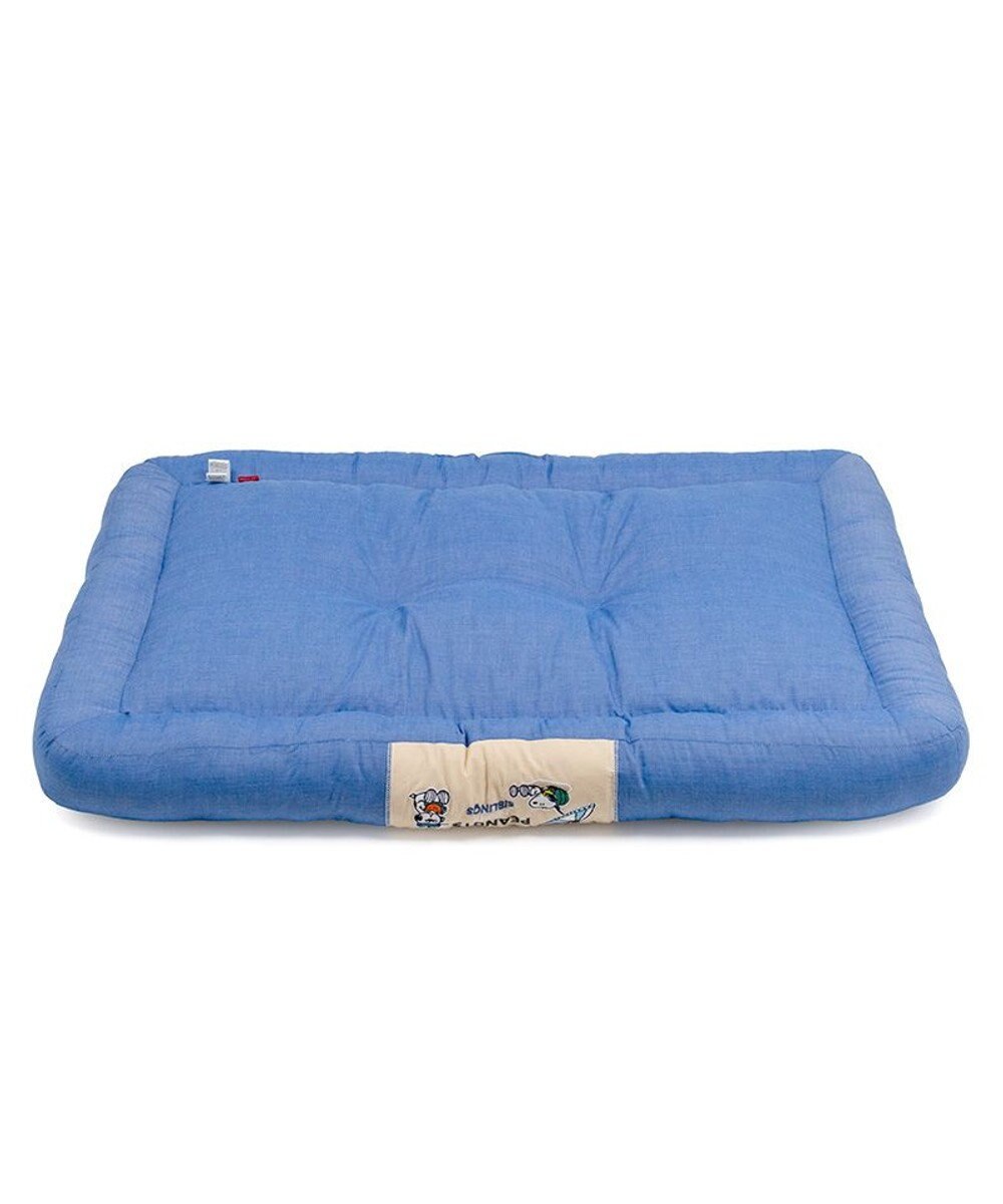 Snoopy Summer Vacation Cool Square Cuddler Bed