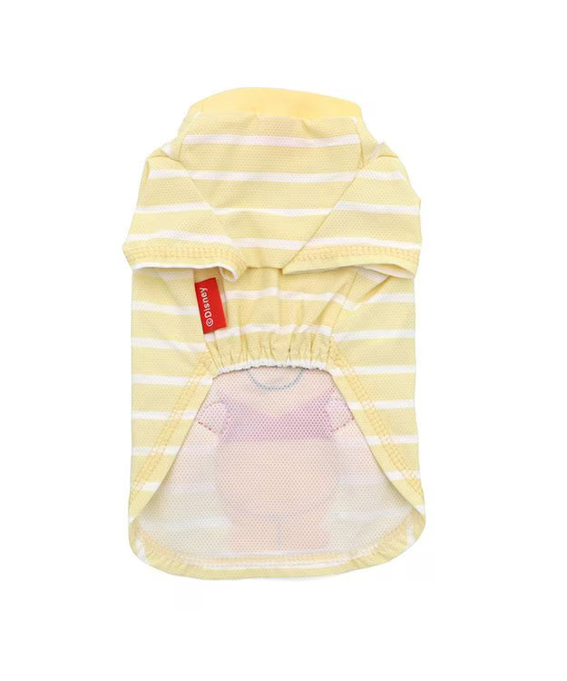 Winnie the Pooh Hand-Holding Cooling T-Shirt