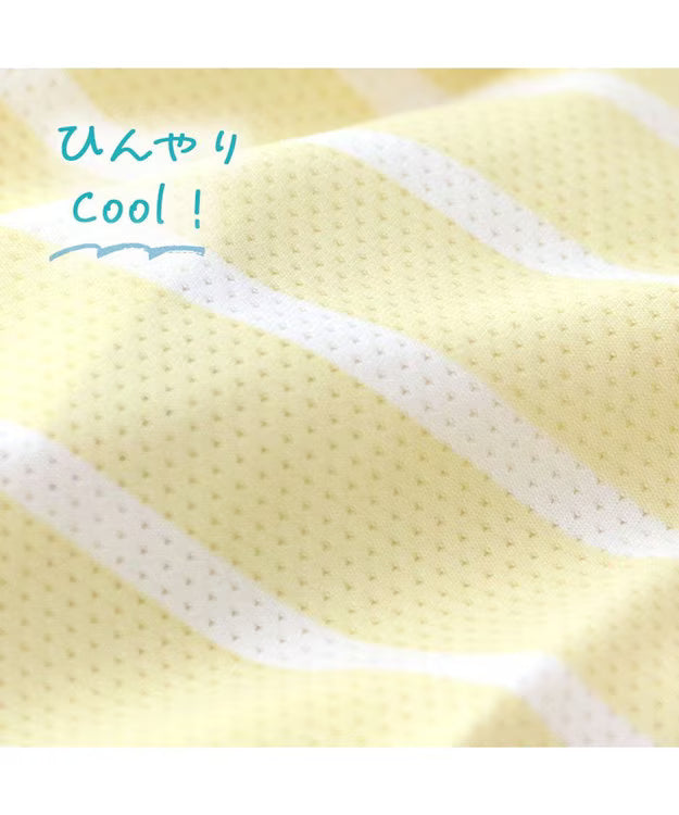 Winnie the Pooh Hand-Holding Cooling T-Shirt